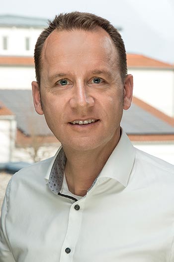 Roland Tilch ist Anwalt für Arbeitsrecht in Fürth und vertritt auch Mandanten aus Nürnberg, Erlangen und der Region.